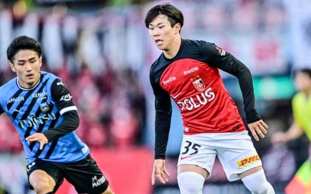 「17でこれはえぐい」浦和の17歳MFが川崎の元日本代表DFから「ボール奪取→強フィジカルで置き去り」場面に、期待と称賛続々！「マジで浦和の未来背負ってる」「ACL連れて行こう！」の声