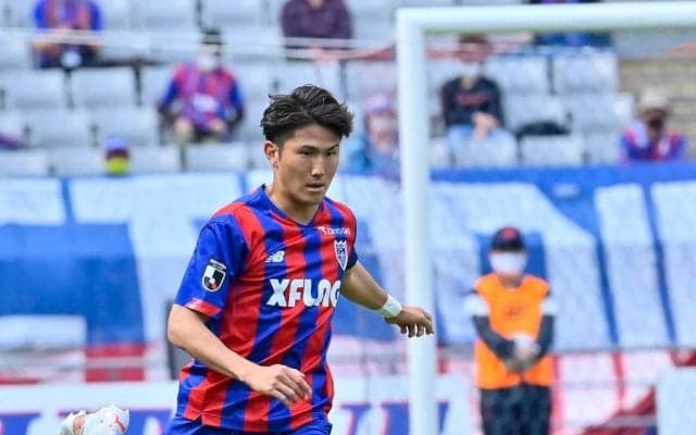 「すごいなこのスタッツ、、」元FC東京の渡辺剛が、ベルギーリーグでFP唯一の全試合フル出場など衝撃のスタッツ公開！ 4つの守備でリーグ1位となった“新デュエル王”！