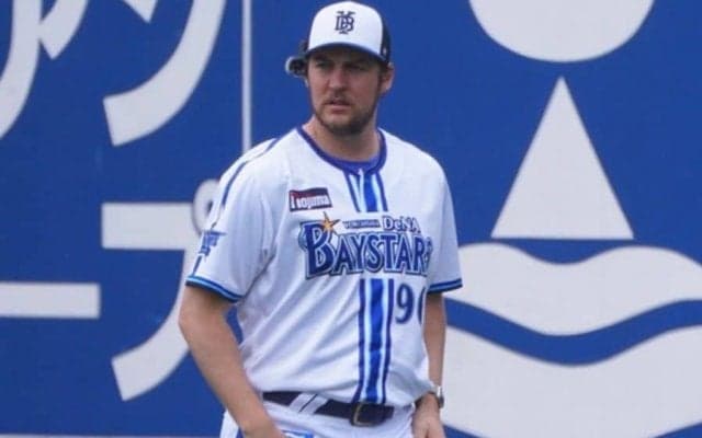 バウアー、三浦監督は「素晴らしい髪型」　リーゼント憧れ？「どこで切ってるのか…」