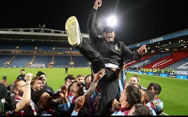 コンパニ率いるバーンリーが2節残して英2部優勝！　2015-16シーズン以来通算4度目