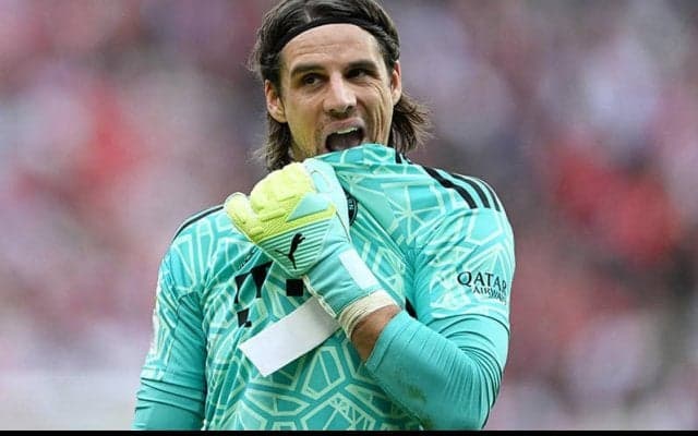 ゾマーがわずか半年でバイエルン退団へ？　クラブはノイアーの状態次第で放出決断か