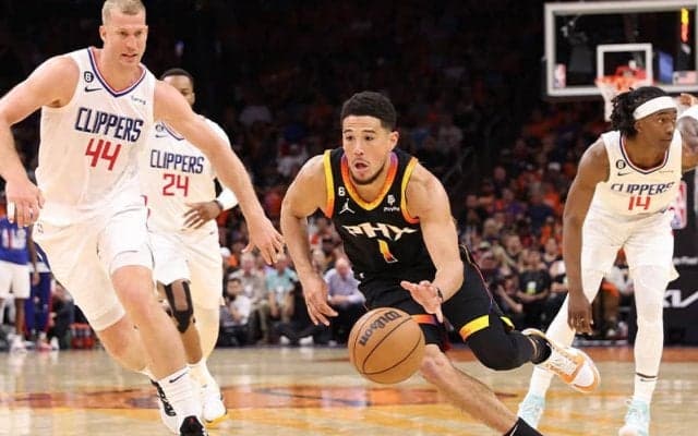 サンズがクリッパーズを4勝1敗で撃破…ブッカー＆デュラントで78得点