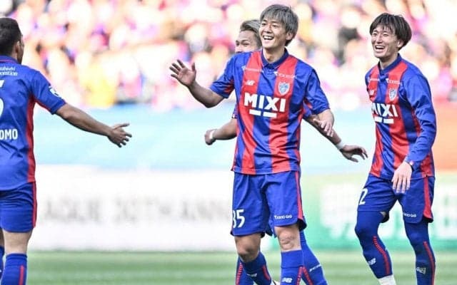 「ユニよりこっち欲しいかも…」FC東京の2ndユニフォームにインスパイアされたスニーカーが早くも好評！ 他クラブファンも反応するデザイン