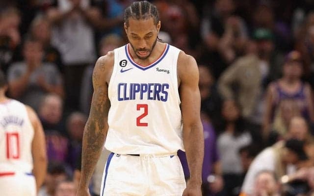 サンズとのシリーズ最後の3戦を欠場したクリッパーズのレナードが右ヒザの半月板断裂