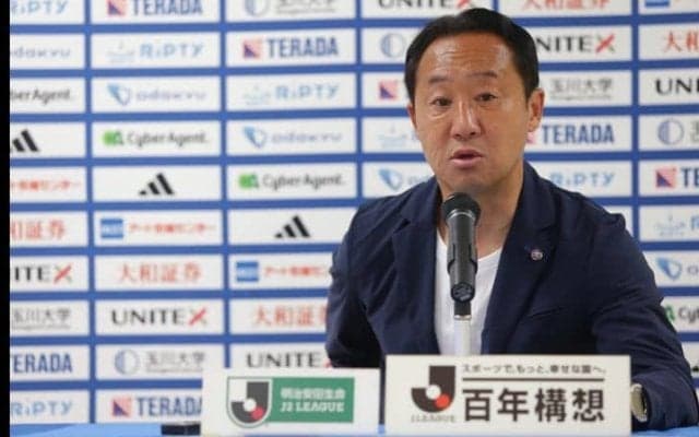 新世代の名将・黒田剛が覆した定説。ハイブリッド型の高校サッカー監督はプロで通用する？　J2町田ゼルビア好調の背景