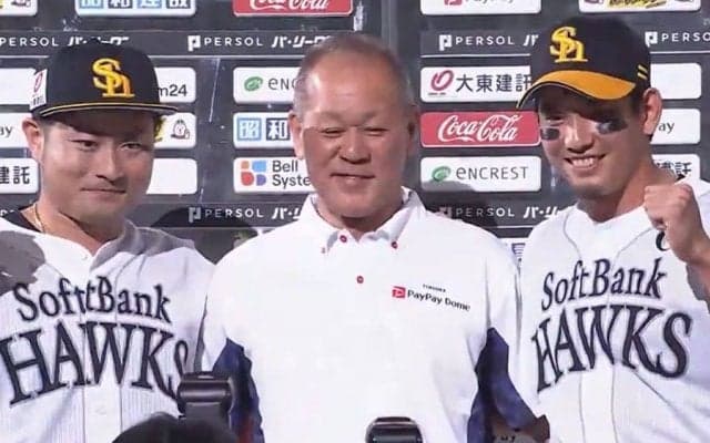 選手と一緒にまさかのお立ち台　チーム支え36年…グラウンドキーパー徳永さんが有終の美