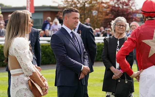 元イングランド代表オーウェン氏が語る競馬の魅力「未来に楽しみを持てること」