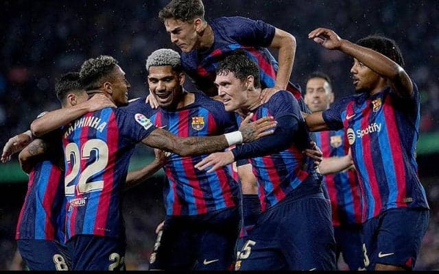 バルセロナが不運ベティスに4発圧勝！　守護神偉業達成に15歳ラミン・ヤマルが最年少デビュー《ラ・リーガ》