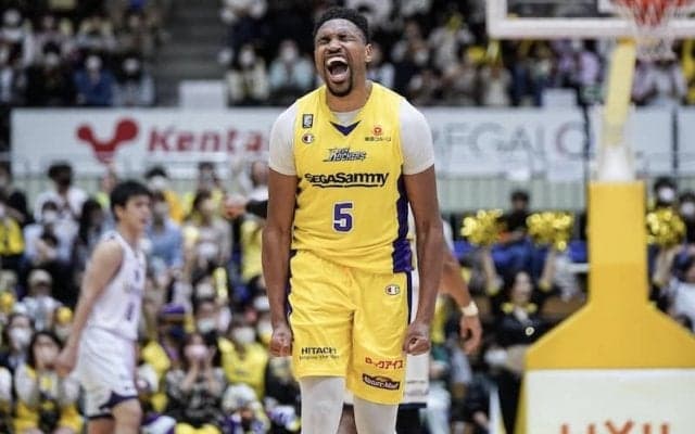 ジョーンズが33得点を挙げてSR渋谷が横浜BCに1点差で勝利…河村は31得点と奮闘