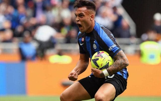 後半猛攻のインテルが途中出場ラウタロ、ゴセンス弾で逆転勝ち！ラツィオ痛恨敗戦で今節にもナポリにスクデットの可能性《セリエA》