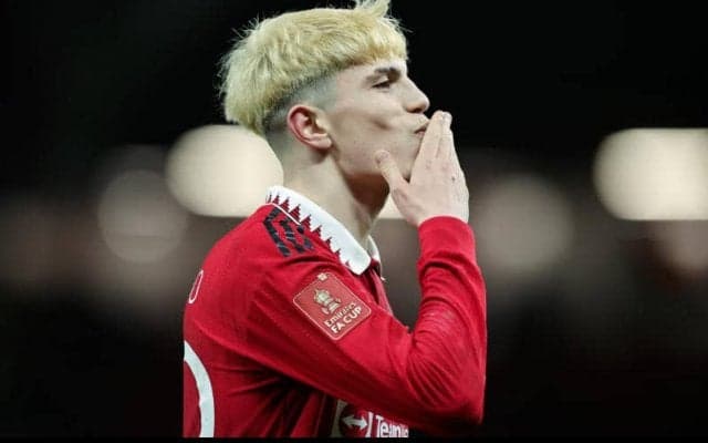 ユナイテッドと未来約束の18歳ガルナチョ、私生活ではパパに！　「愛と興奮でいっぱい」