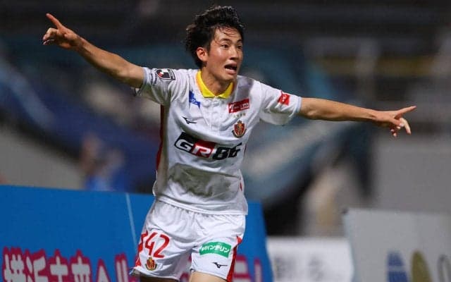 「いつか世界一の選手に」名古屋がクラブ最年少ゴールの17歳FW貴田遼河とプロ契約発表、U-18所属選手では3人目