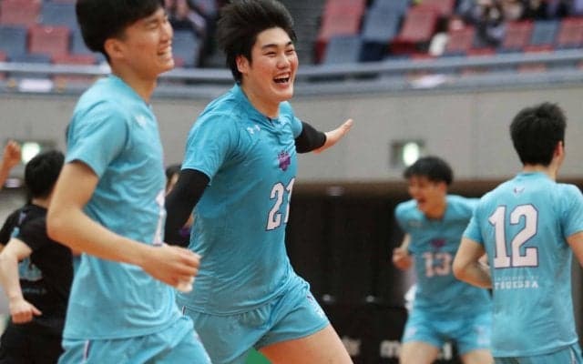 連日躍進の筑波大 身長210㎝の牧大晃がクレクから学んだこと 来年度日本代表復帰への糧に【第71回黒鷲旗】