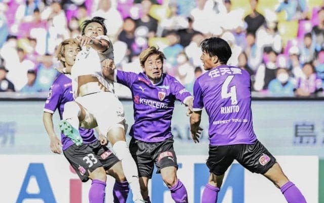 「コースが凄すぎる…」川崎の10番・大島僚太の小林悠への決勝アシストが「大島だからこそ出せたパス」と大絶賛！ 90＋4分繰り出した「神パス」