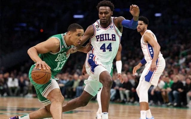 第3Qに抜け出したセルティックスがホームでリベンジ…マルコム・ブログドンが6本の3Pなどで23得点