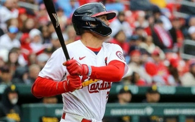 【MLB】ヌートバーが自身初の4安打…前日は大谷翔平から3Kも奮闘　本拠地は“ヌーイング”