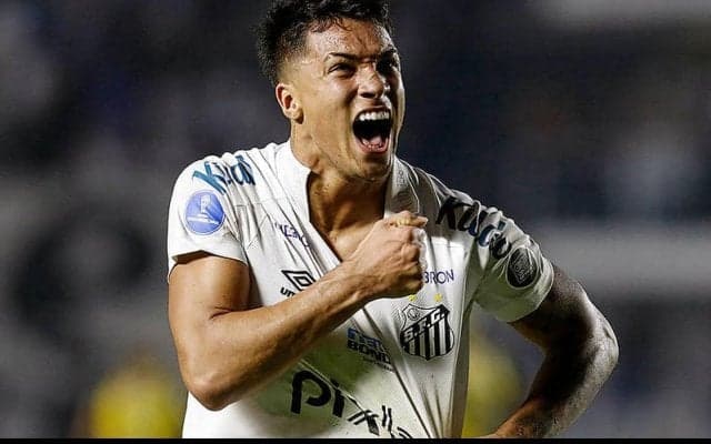 ローマがサントスの逸材FWに関心！　クラブOBファルカンも関心認める