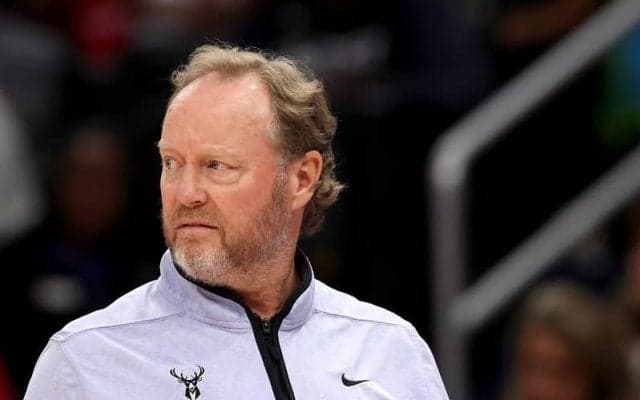 バックスがブーデンホルザーHCと決別…GMは「この決断は非常に難しいものでした」