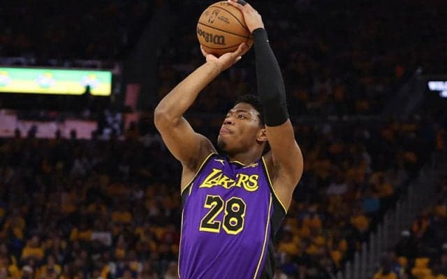 昨季王者のプレーに苦しんだレイカーズ…好調を見せた八村は「簡単ではないと分かっていた」