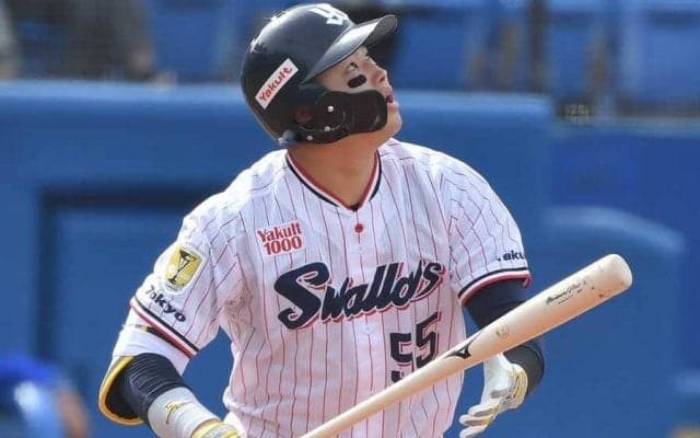 村上宗隆の“確信”復活弾が「飛距離おかしい」　逆方向へ伸びすぎ「弾丸やん」