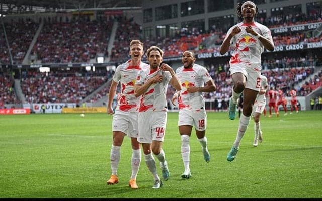 堂安負傷欠場のフライブルク、ライプツィヒとのCL出場権争い直接対決に敗れ5位に後退《ブンデスリーガ》