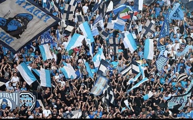 イタリア王者ナポリ、ホーム凱旋試合を勝利で祝う《セリエA》