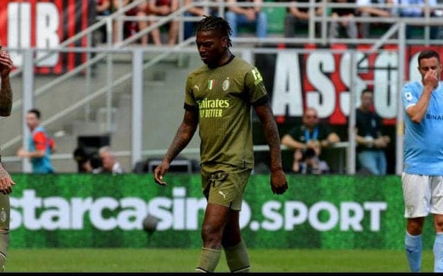 CLインテル戦前に負傷交代のミランFWレオン、軽傷か…「すぐに戻ってくるよ！」