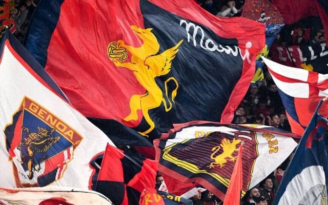 かつてはキング・カズも在籍 古豪ジェノアのセリエA復帰に街も熱狂！「イタリアのファンは最高だ」