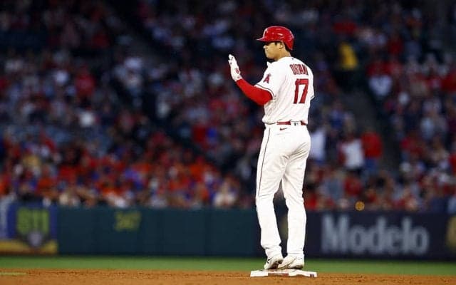 【MLB】大谷翔平、右手一本で161キロ技ありタイムリー二塁打　「いかに力強いかだ」と実況も感心しきり