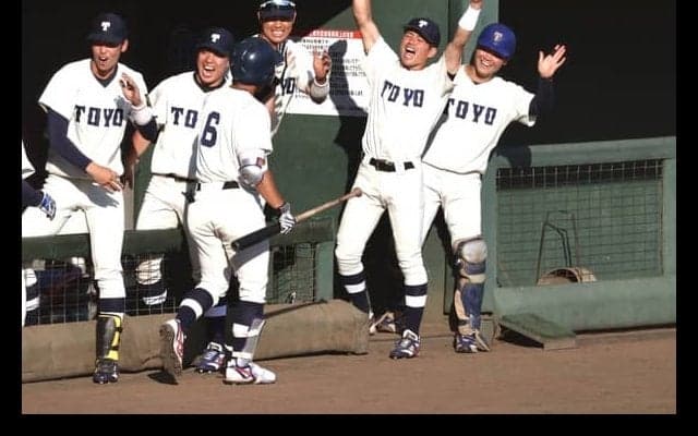 [硬式野球] 打線爆発で快勝！優勝に王手をかける