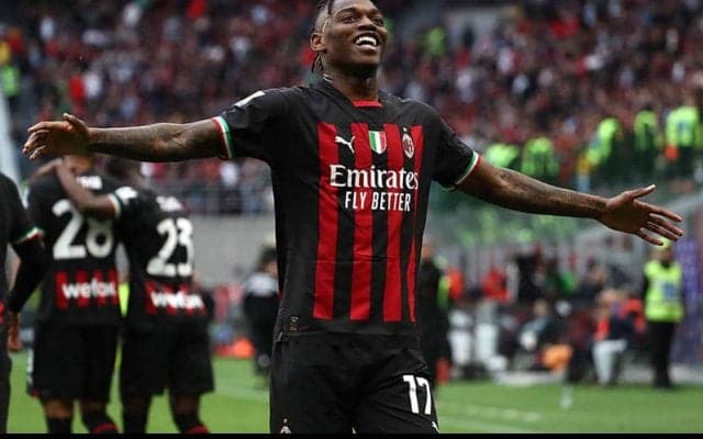 レオンがミランと2028年まで契約延長へ、契約解除金は250億円