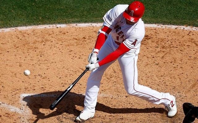 【MLB】大谷翔平が8試合ぶり8号2ラン　守護神から技あり弾…反撃の一発に本拠地大熱狂