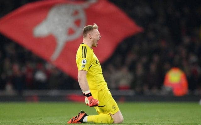 アーセナルがGKラムズデールとの新契約近づく…神セーブ連発で優勝争いに大きく貢献、週給1000万円から大幅増額か