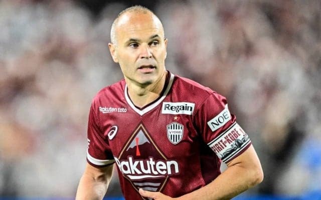 「スーパースターにこんなことできるのは」J1神戸の選手がイニエスタの顔をクリームまみれに！ 「こんなことできるのは神戸だけだろうな…笑」と驚きの声