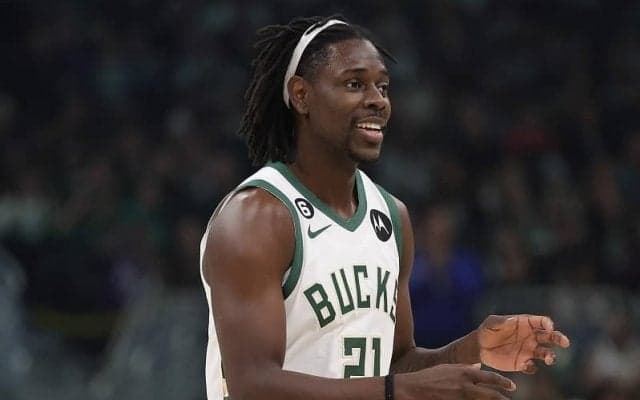 バックスのドリュー・ホリデーが2シーズン連続でチームメート賞に選出