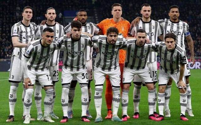 「阪神にしか見えへん」黄色が加わったユベントスの新ユニフォームに反響続々！白黒ストライプはシマウマ模様に「これ着て甲子園行っても違和感ない」