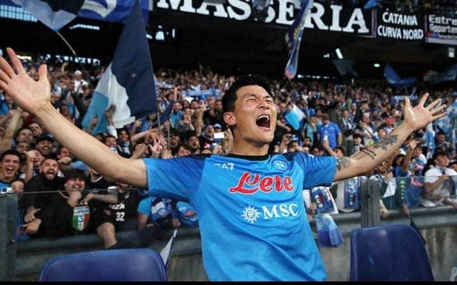 ナポリのスクデット獲得に大貢献のキム・ミンジェ、契約解除条項撤廃を拒否か