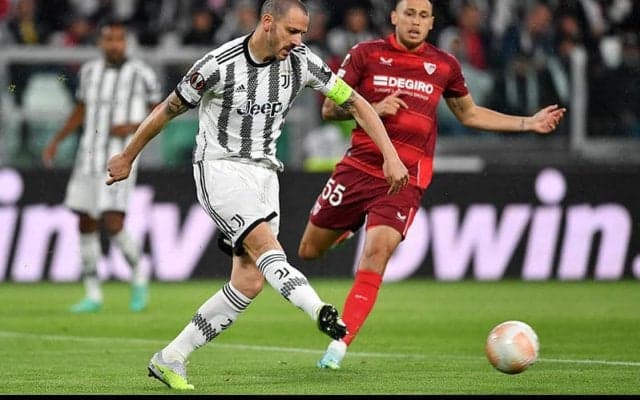 セビージャ戦負傷交代のボヌッチ、15日間の離脱で実質シーズン終了