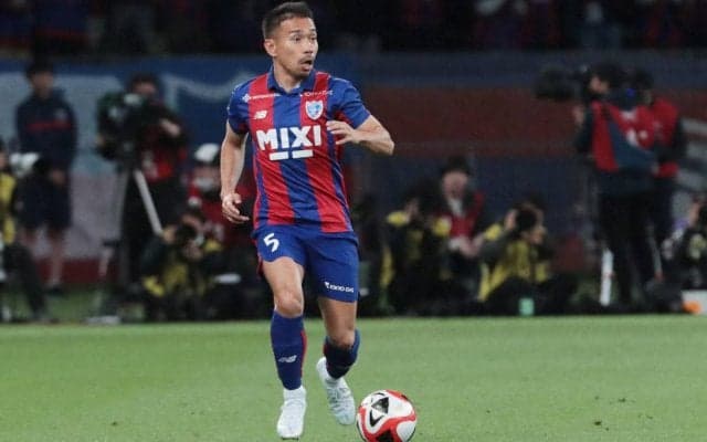 長友佑都と平愛梨さんに第4子誕生！ 4兄弟は全て違う国で誕生したスーパーブラザーズに「妻に大きな感謝と尊敬の念を抱きます」