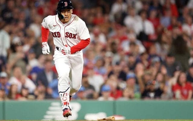 【MLB】吉田正尚、ヌートバーとの“侍ジャパン対決”で二塁打競演　今季14度目マルチで打率.306、復調アピール