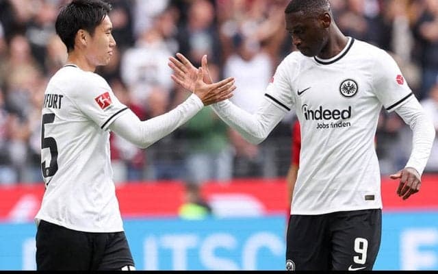 【ブンデスリーガ日本人】鎌田や堂安、浅野らが先発！ フランクフルトは鎌田のPK弾などで11試合ぶり白星！