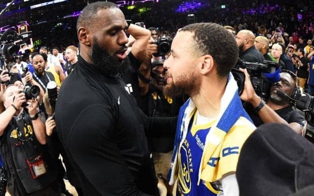 ステフィン・カリーとレブロン・ジェームズ、戦いの中で敬意を育む「彼との戦いの中で僕の能力は最大限に引き出されてきた」