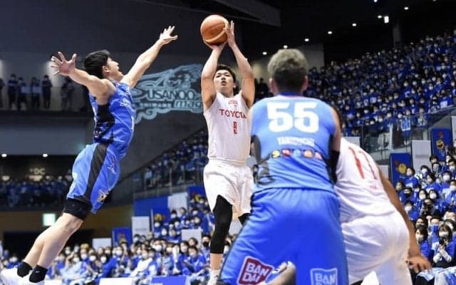 A東京が島根との激闘の第3戦に1点差で勝利…昨年の雪辱を果たしてセミファイナル進出