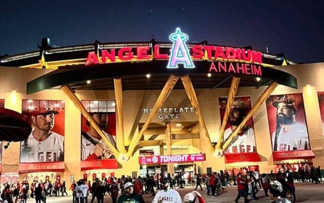 元オリ投手が見た“本場の観戦スタイル”　大谷翔平登板日のエンゼルスタジアムを訪問