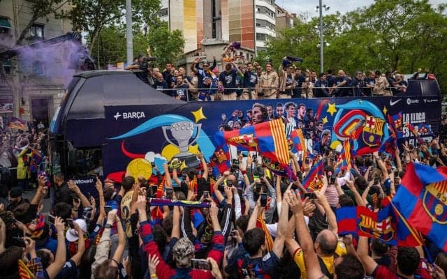 バルセロナの優勝記念Tシャツが話題に！8分しか出場していないあの選手の名前もしっかり記載「彼はそれに値する」