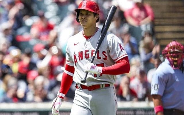 大谷翔平、今季２度目の「サイクル未遂」に敵将も脱帽！先発投手の５度出塁は「５９年ぶり」の快挙