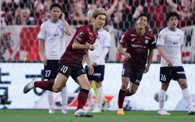 思い出語りも楽しそう！日本代表FW大迫勇也が独自のJリーグ歴代ベストイレブン選出、危うく「守備がとんでもないことに」