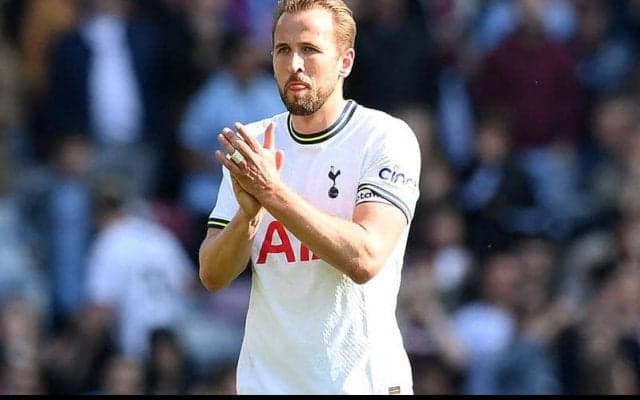 ケインが今夏移籍を計画？　代理人がパリでPSGのSDと接触か