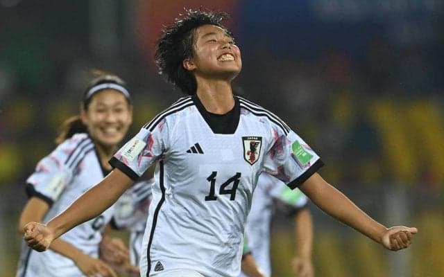 谷川萌々子が既視感の直接FK先制弾！U-19日本女子の初陣は3発快勝《SLC》