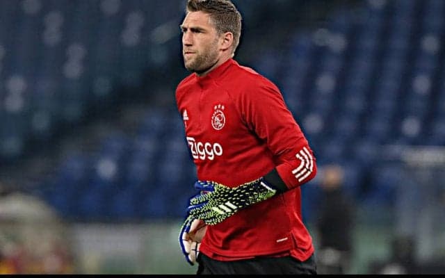 アヤックスで通算311試合に出場した元オランダ代表GKステケレンブルフが今季終了後に現役引退